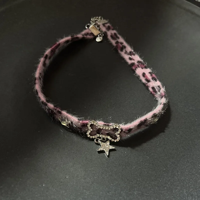 Cute Y2K Cat Claw Star Heart P - огляд і ціна Women'S Accessories In The 90S