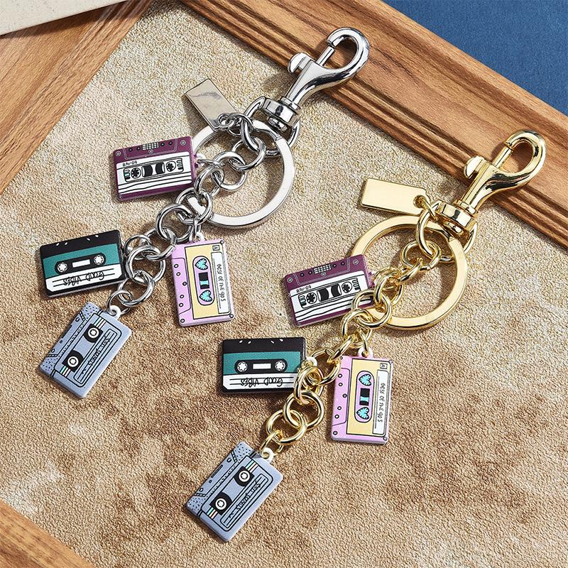 Vintage Cassette Tape Keychain - огляд і ціна Women'S Accessories In The 90S